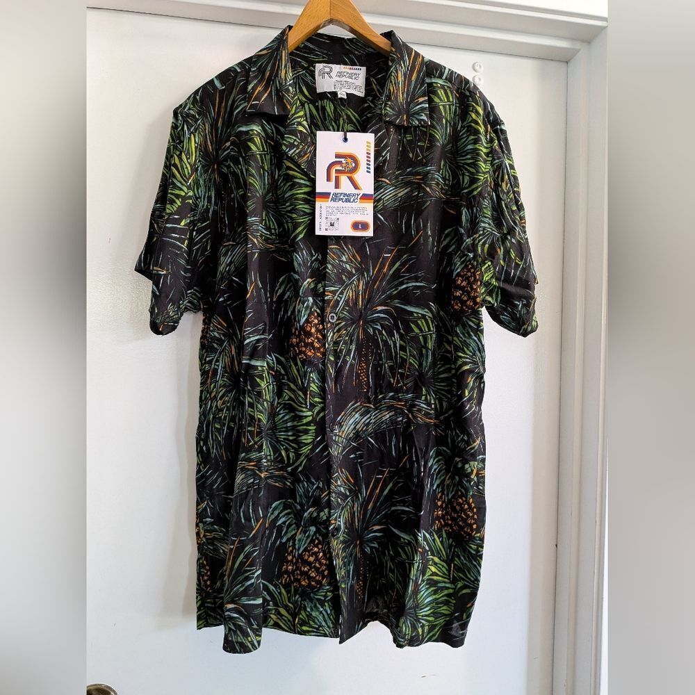 Refinery Republic Mens L Pineapple Hawaii Aloha Shirt India Made Button Front